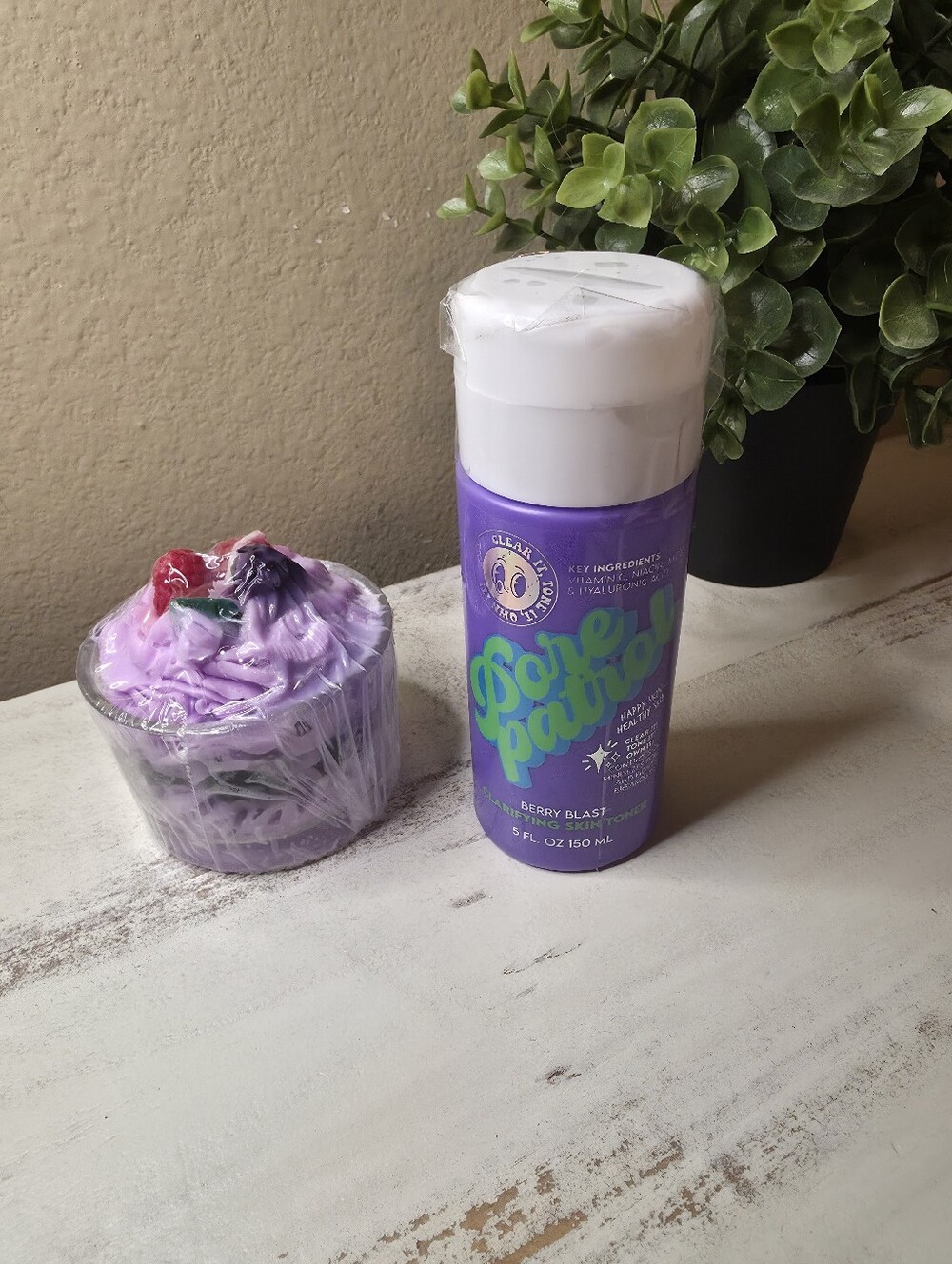 Purple Berry Candle And Toner Set - Picture 1 of 1